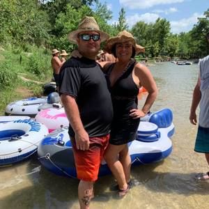 Meet your Posher, Leigh